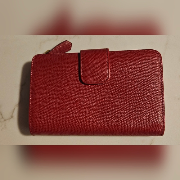 EUC PRADA WALLET - Picture 5 of 16